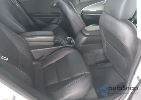 2013 Chevrolet Volt z USA, uszkodzony, nr VIN 1G1RD6E46DU124131